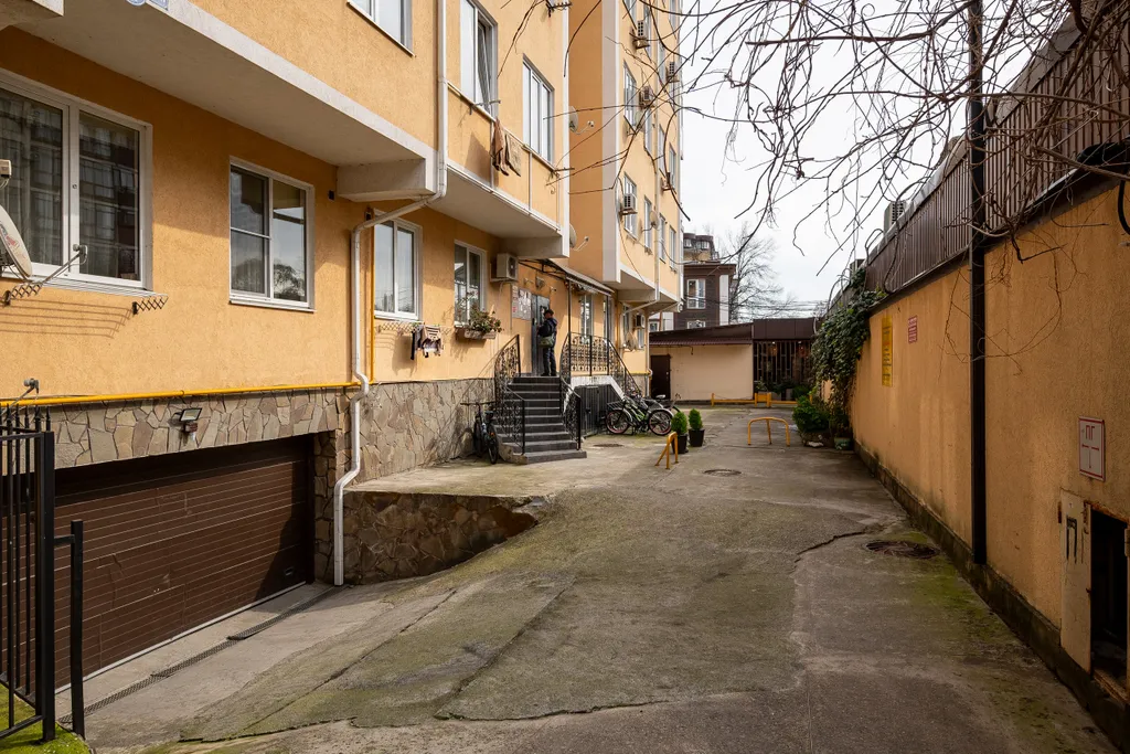 Квартира По-домашнему уютная квартира у моря в центре Адлера — Сириус