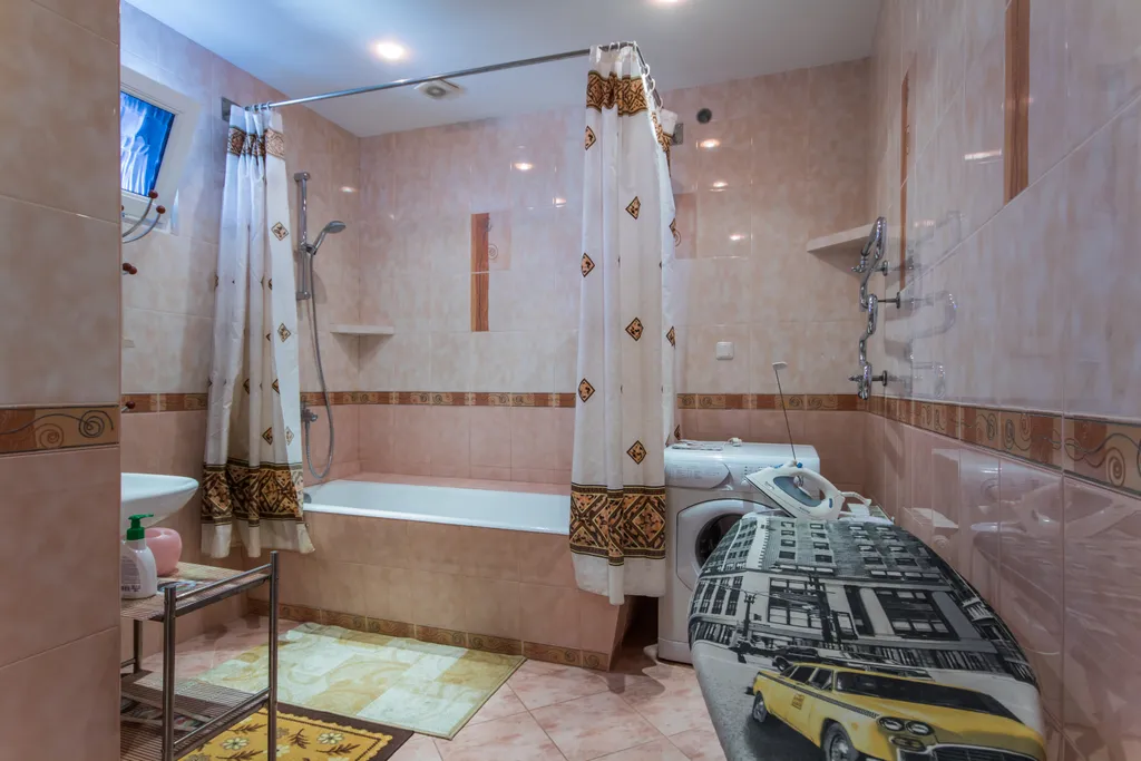 Отдельный коттедж "Регина" с бассейном и хаммамом  рядом с Сочи Парком