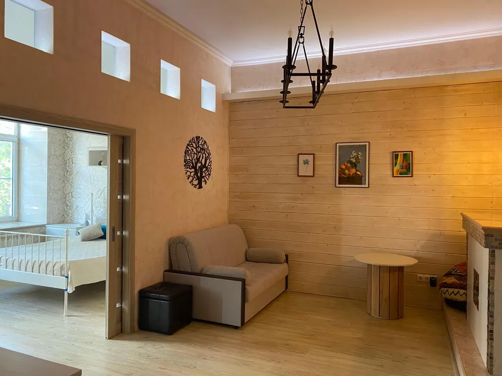 Уютная квартира в историческом центре города — аренда посуточно в Новороссийск