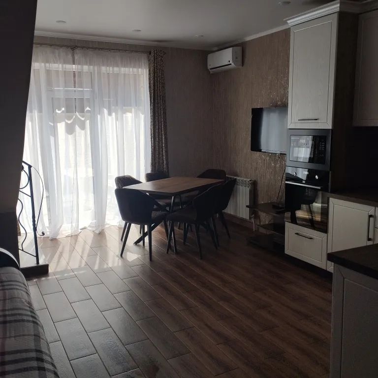 Уютное бунгало, с новым ремонтом, новой мебелью и новой техникой