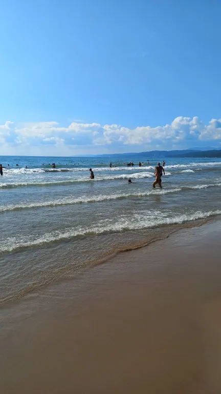 Просторная квартира на море