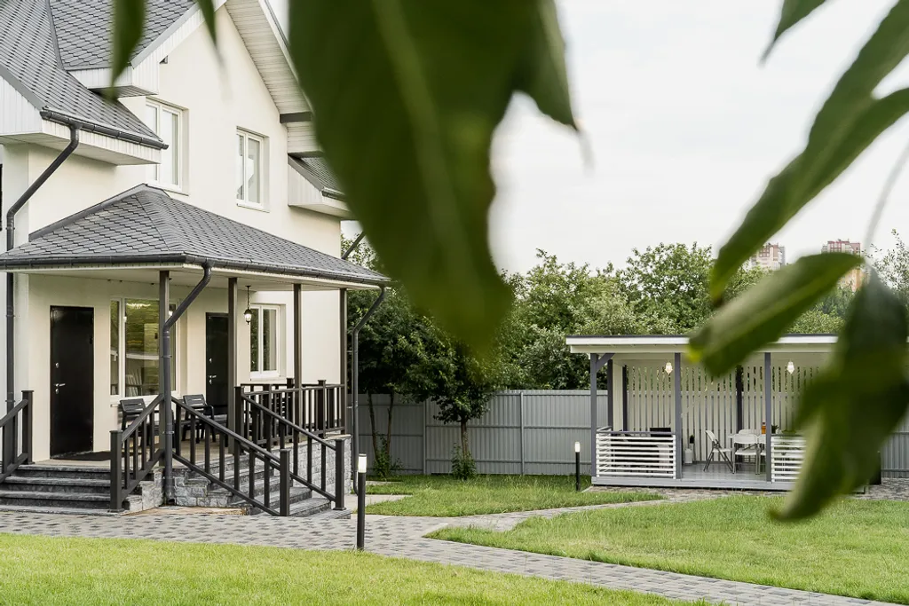 Коттедж в черте города