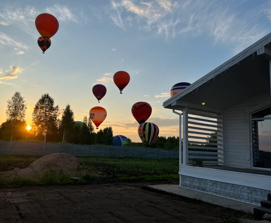 Домик с видом на озеро