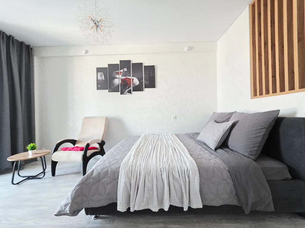 Уютная квартира в центре с шикарным видом на город — аренда посуточно в Набережные Челны