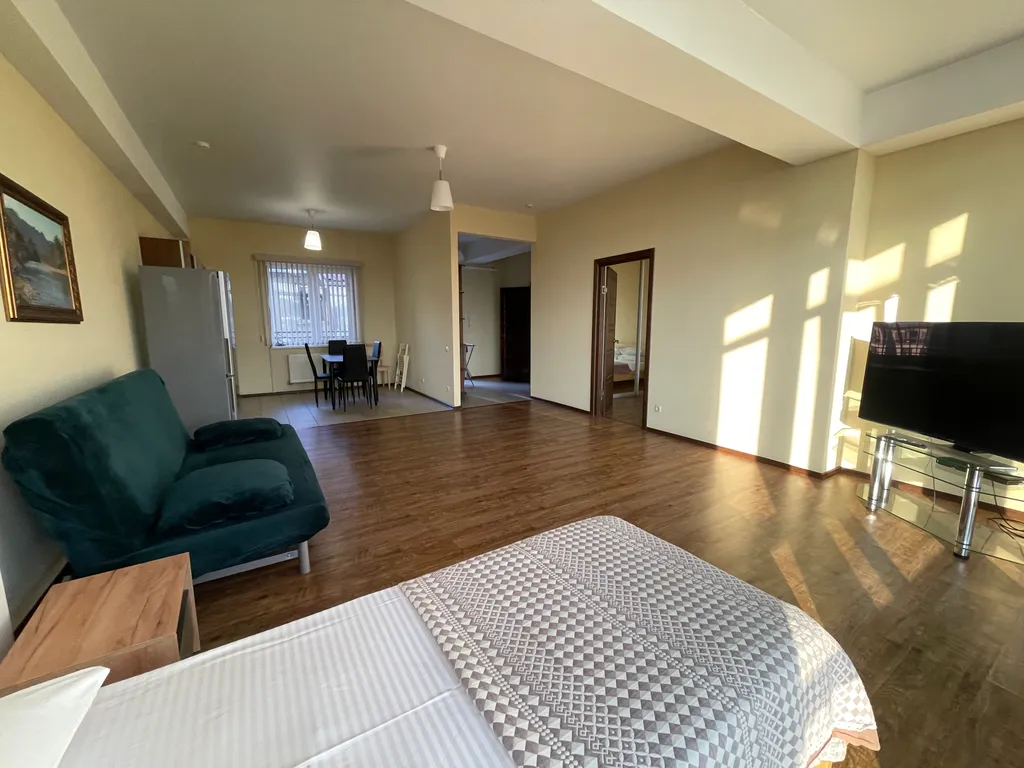 Просторная квартира с видом на море