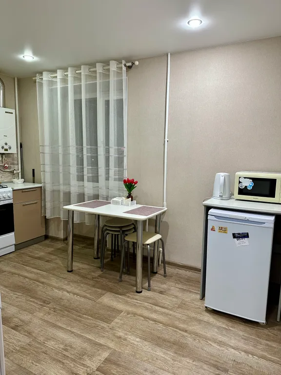 Однокомнатная квартира в центре с видом на Волгу