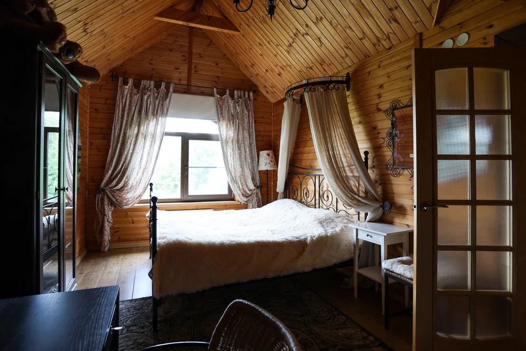 Уютный коттедж с баней на территории