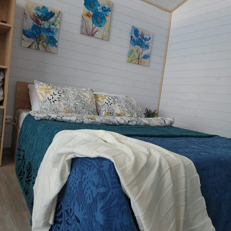 Коттедж Отдельный дом с собственной террасой — Кучугуры