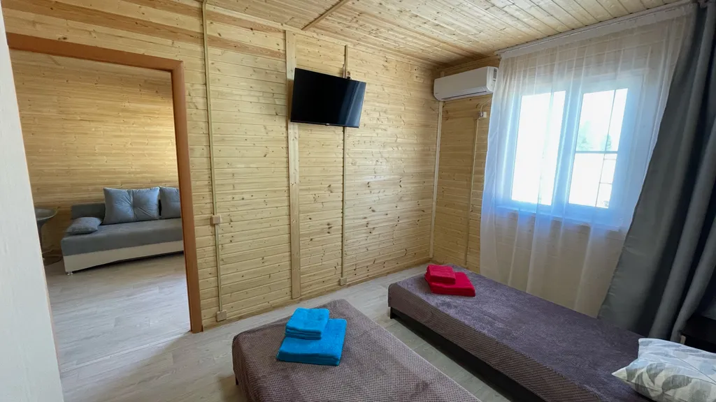 Отдельный домик для семьи с кухней