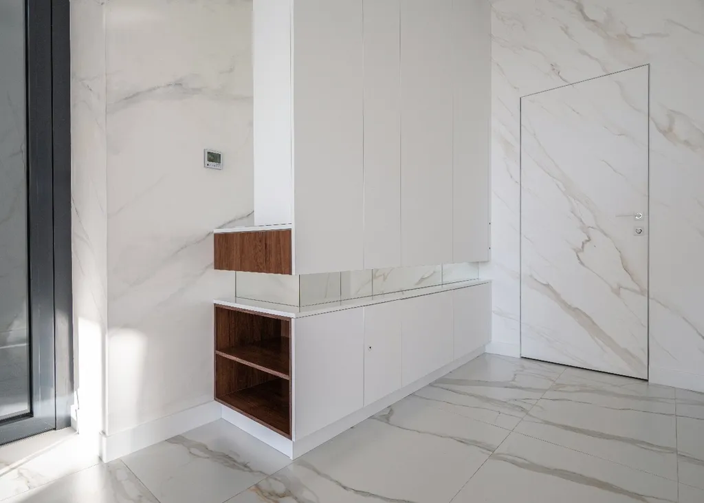 Современная вилла с красивым видом на море