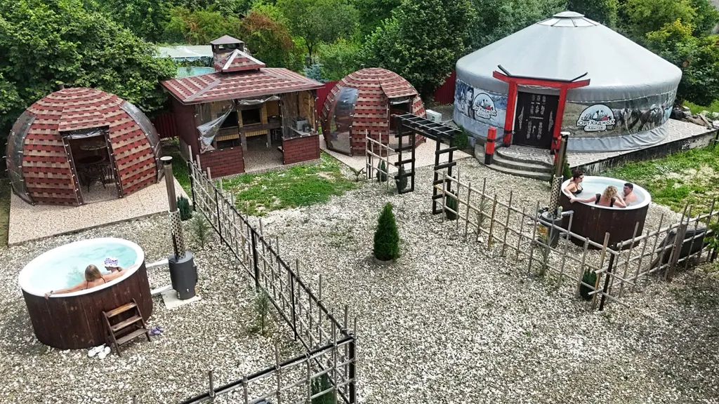 Большая Монгольская юрта