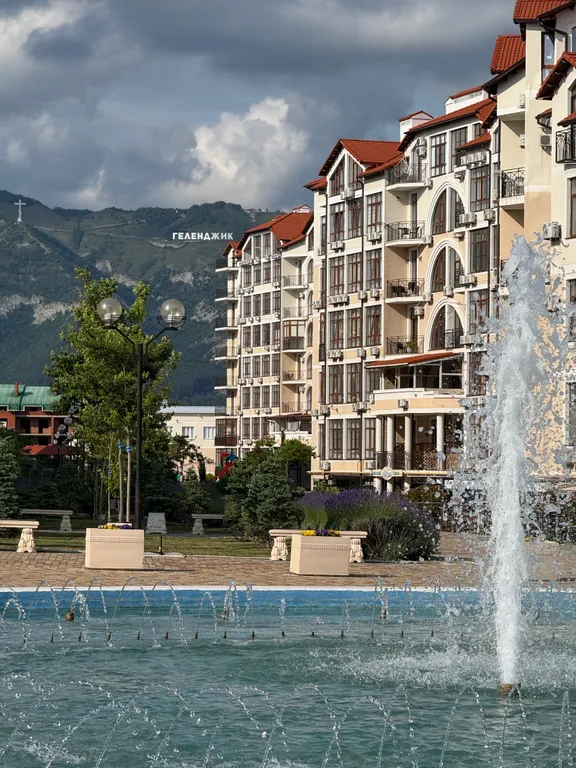 Квартира Апартаменты с видом на море около отеля Метрополь — Геленджик