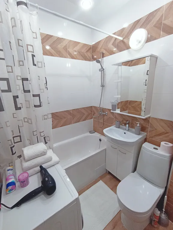 Уютная квартира с хорошим ремонтом в новом доме ЖК Легенды Моря