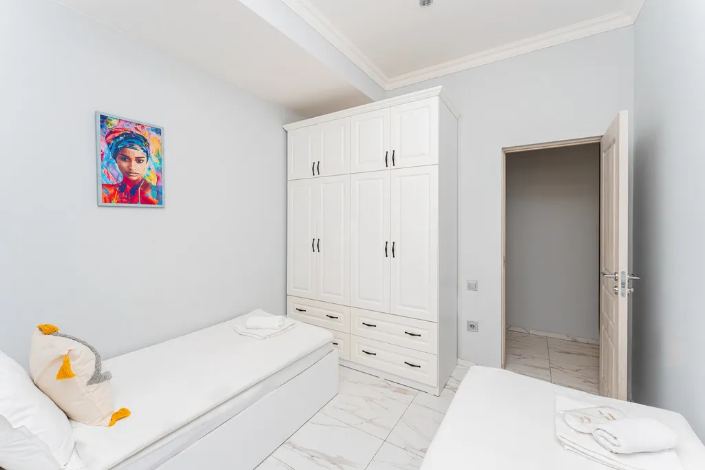 Просторная, семейная квартира с 3 спальнями / Стей Инн