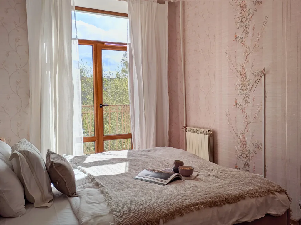 Двухкомнатная квартира в центре — аренда посуточно в Псков