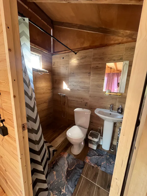 Коттедж Домик у реки — Сухум