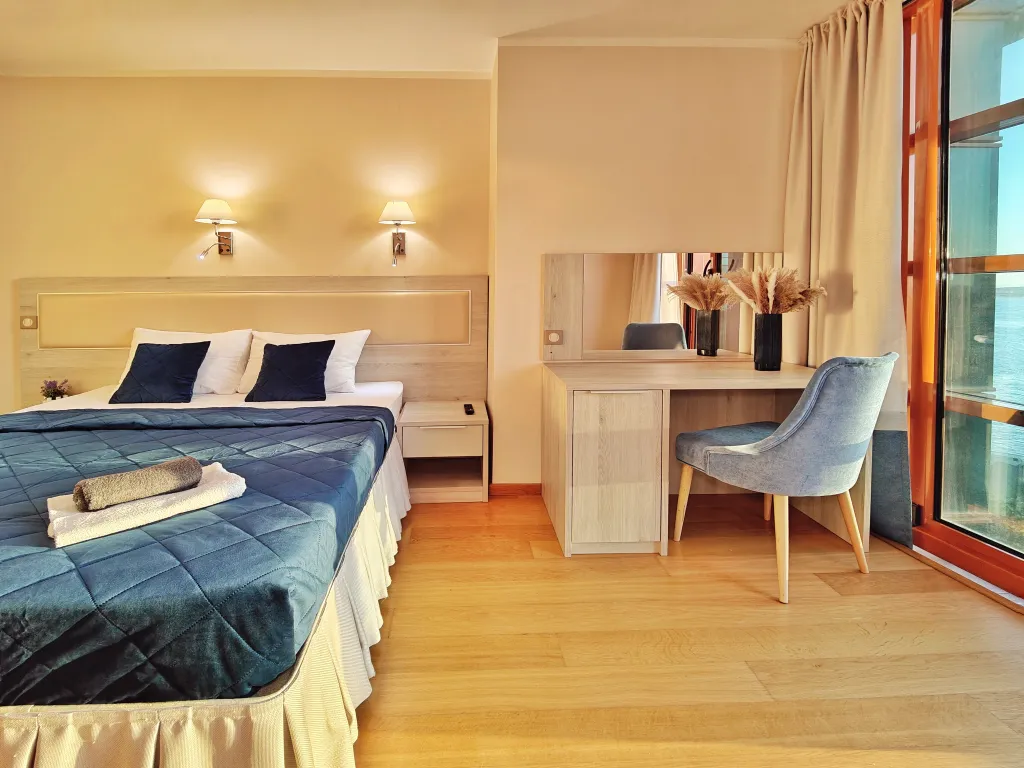 Видовая квартира в Золотой Бухте