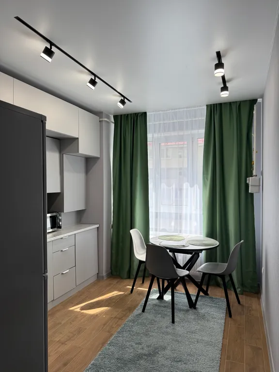 Современная, уютная квартира с дизайнерским ремонтом рядом с морем