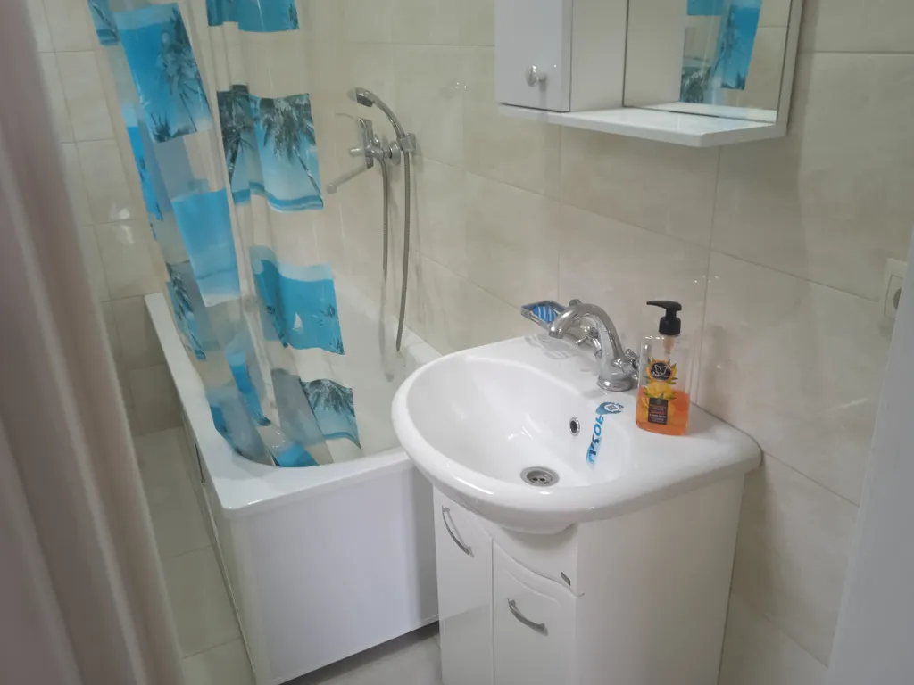 Простенькая комнатка в частном домике