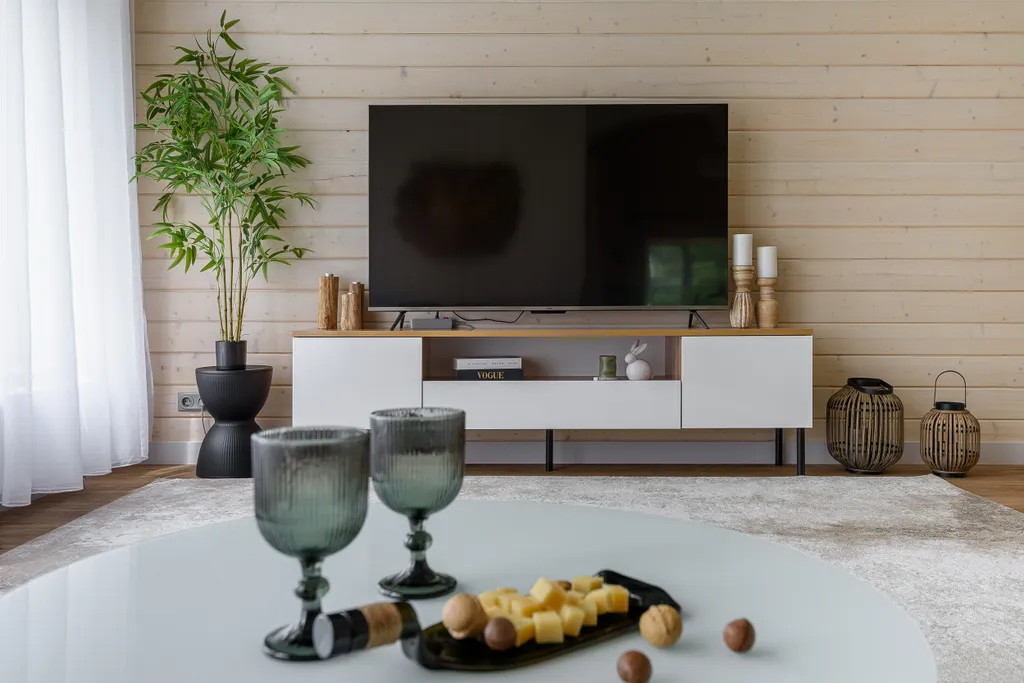 Просторный уютный эко дом на участке с соснами