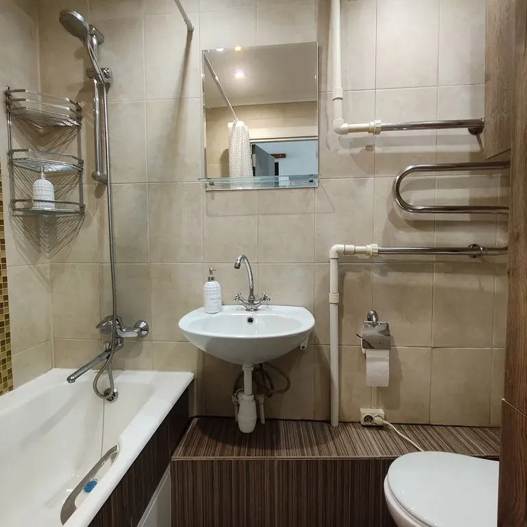 Двухкомнатная квартира недалеко от больницы Пирогова