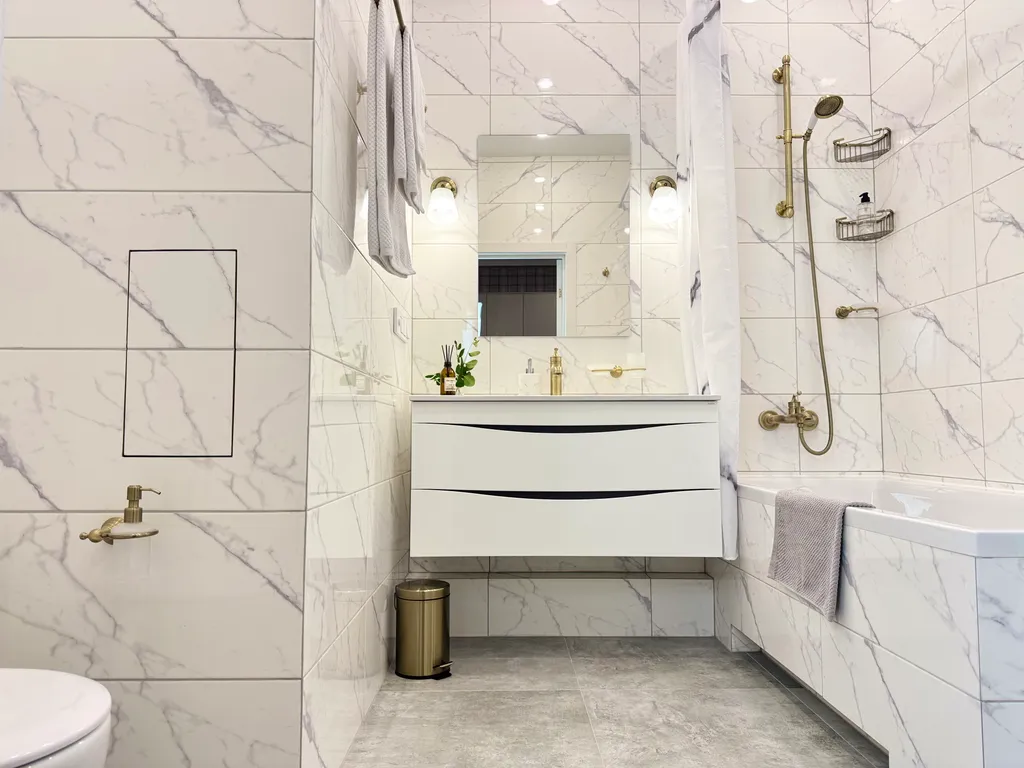 Квартира 70 кв. м. в новом доме на Леонова