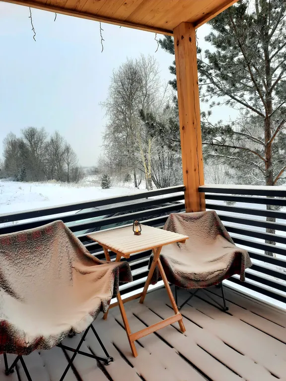 Уютный домик с сауной и мангалом на берегу Ангары