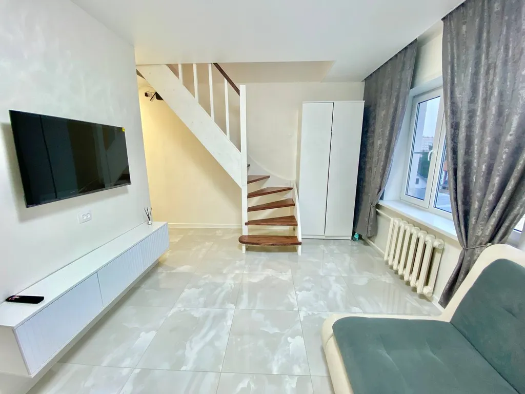 Квартира Уютная стильная квартира в 2х уровнях с видом на город — Анапа