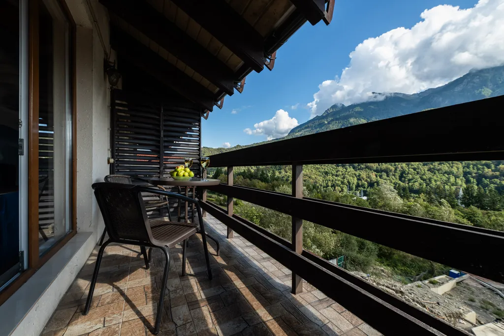 Двухуровневые апартаменты на 4 этаже, панорамные виды