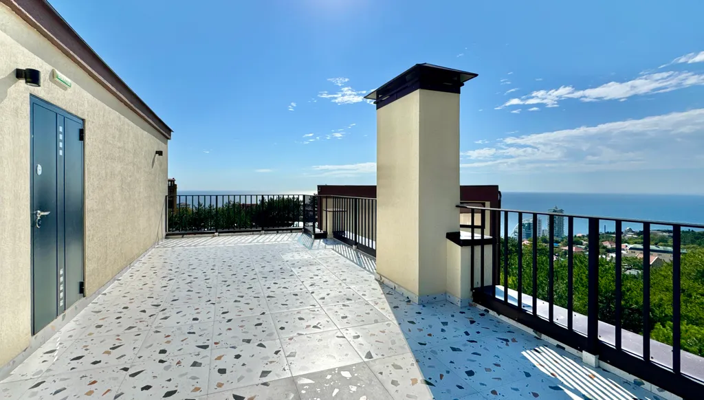 Таунхаус Панда в лесной зоне с подогреваемым бассейном и баней Кореиз