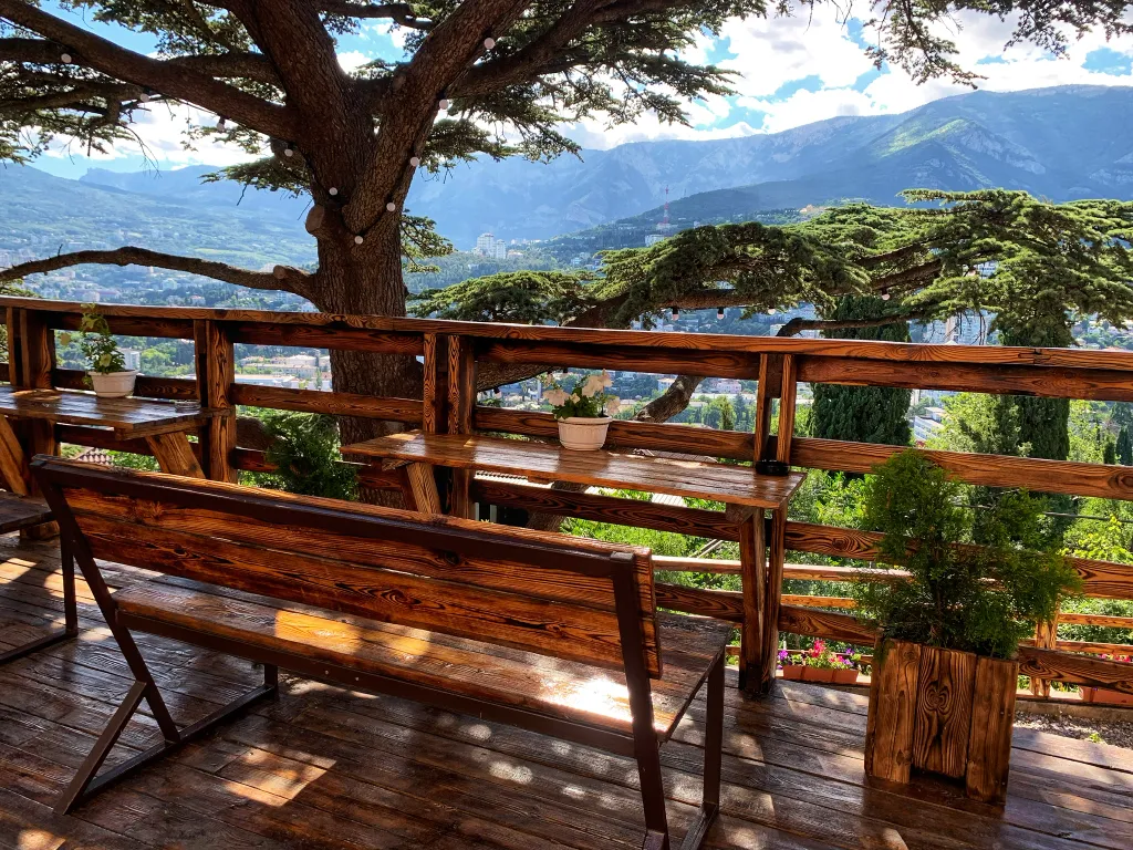 Студия стандарт с видом на горы