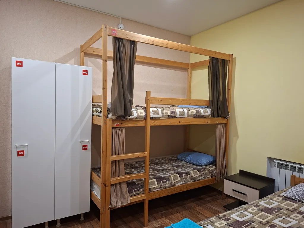 5-ти местная комната