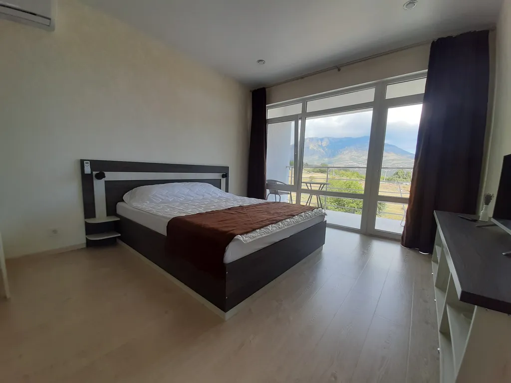 Вилла 220м2 с бассейном Горная лаванда. 6взр.+4 дет.