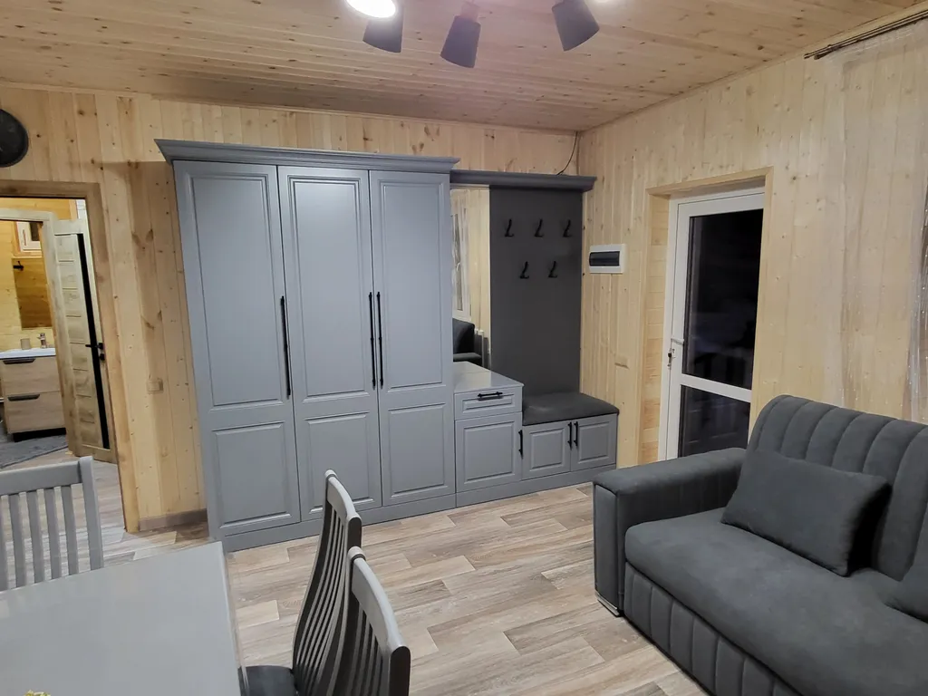 Коттедж с видом на горы (3 спальни)