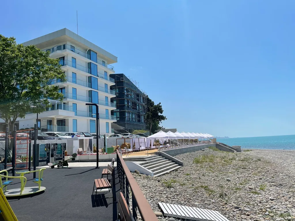 Лазурные апартаменты на берегу моря в отеле Лучезарный Резорт 4