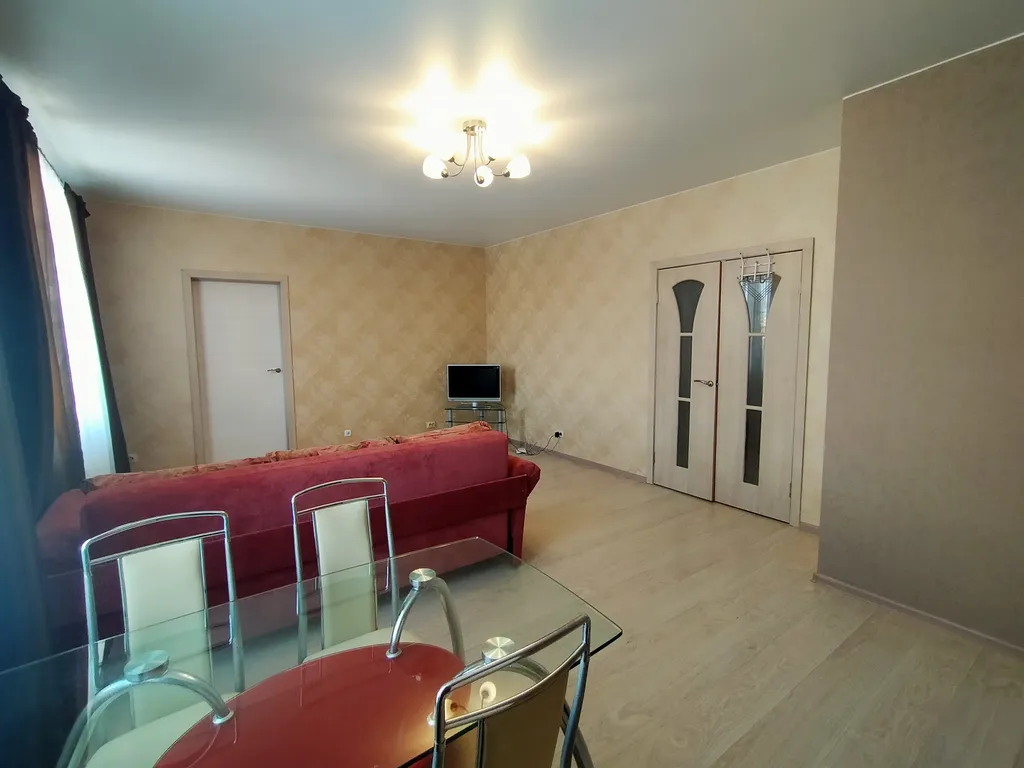 2-комнатная квартира рядом с жд вокзалом