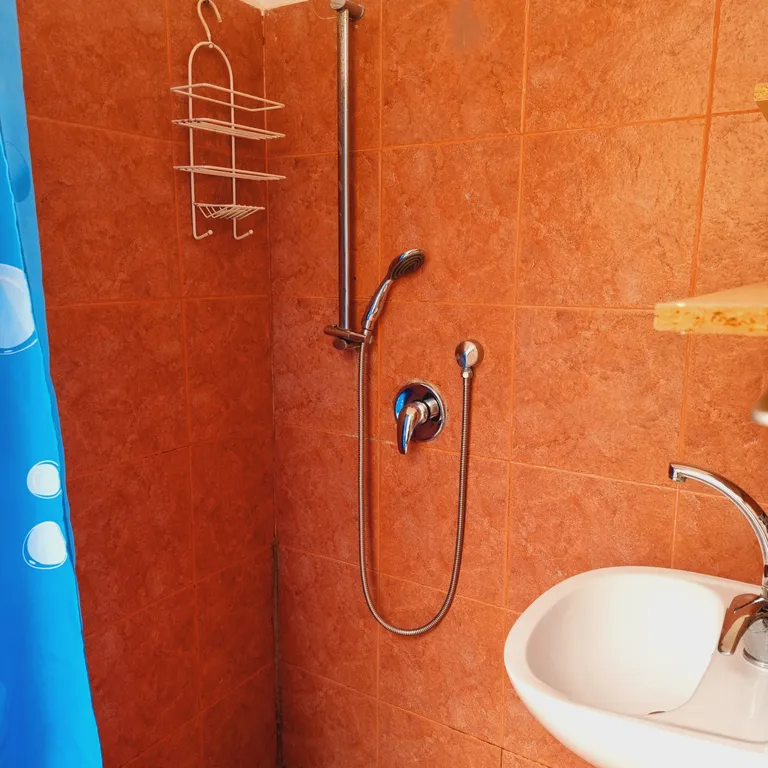 Красивая тихая уютная 2 ком квартира рядом с морем и парками Бат-яма