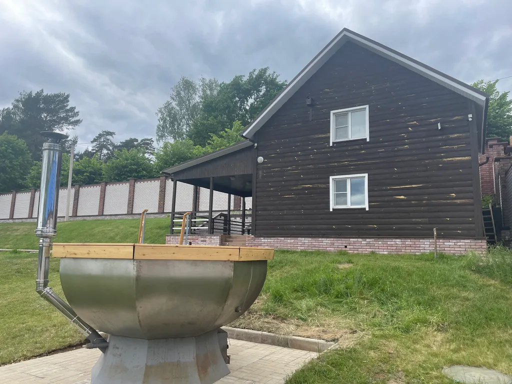 Дом на реке Волга