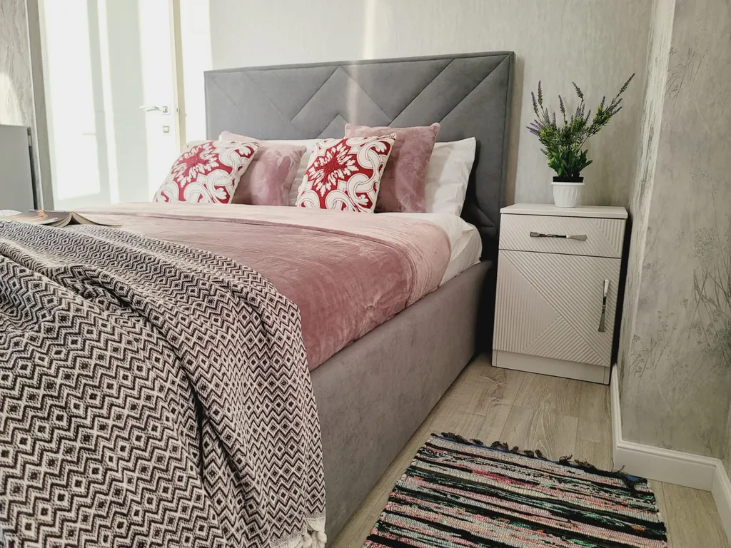 Большая квартира с видом на Волгу