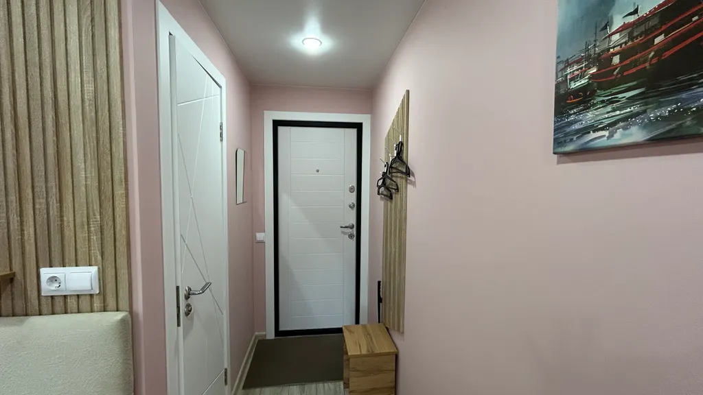 Рядом с метро Заельцовская