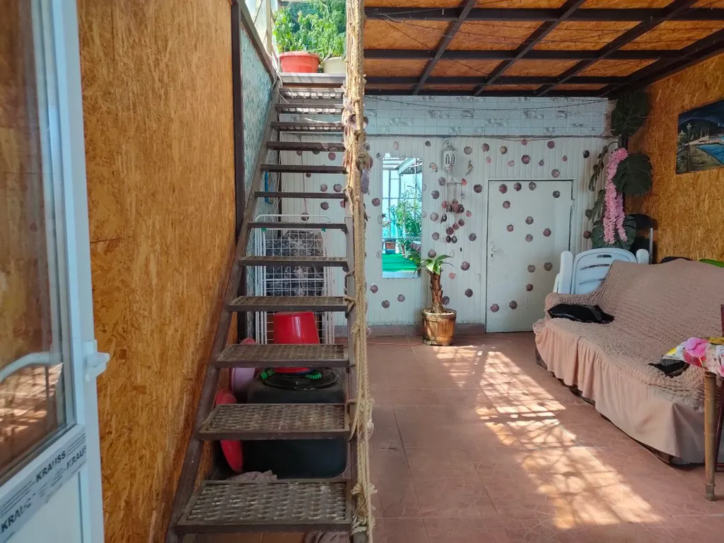 Таунхаус с видом на море и горы