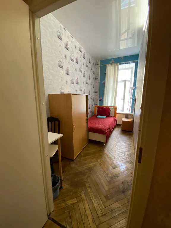 Маленькая и чистая комната в центре