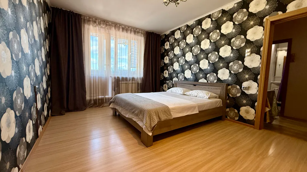 Однокомнатная квартира с видом на Обь — аренда посуточно в Нижневартовск