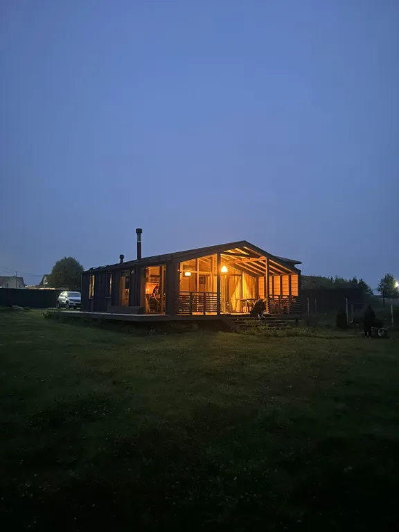 Лисий домик с камином