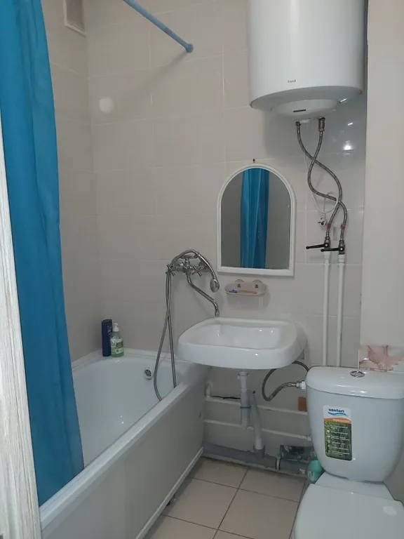 Уютная квартира  ЖК Семилукская -Краснодонская