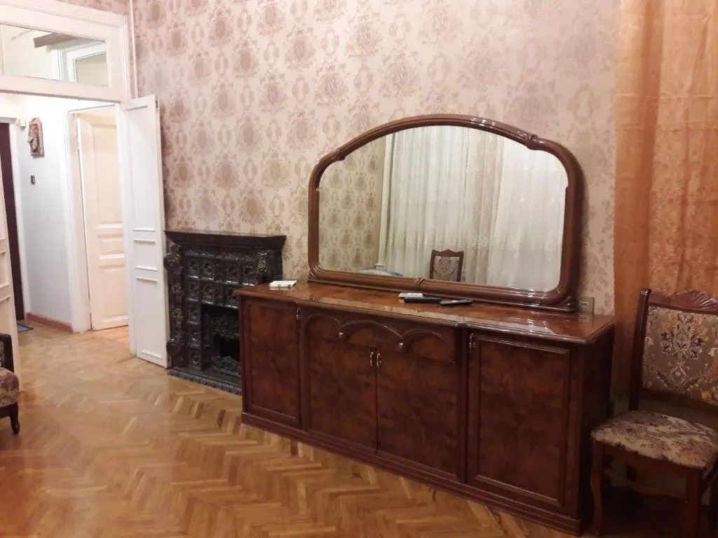 Старый центр с 3 спальнями