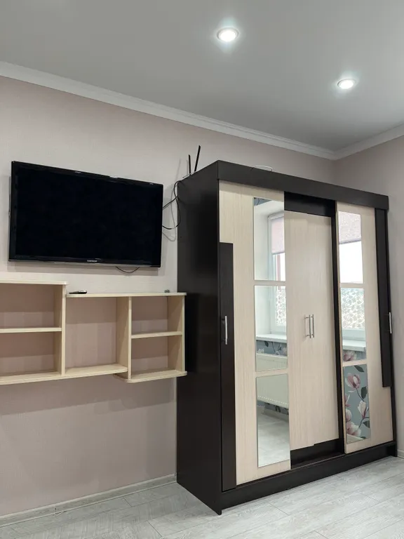 Квартира у озера