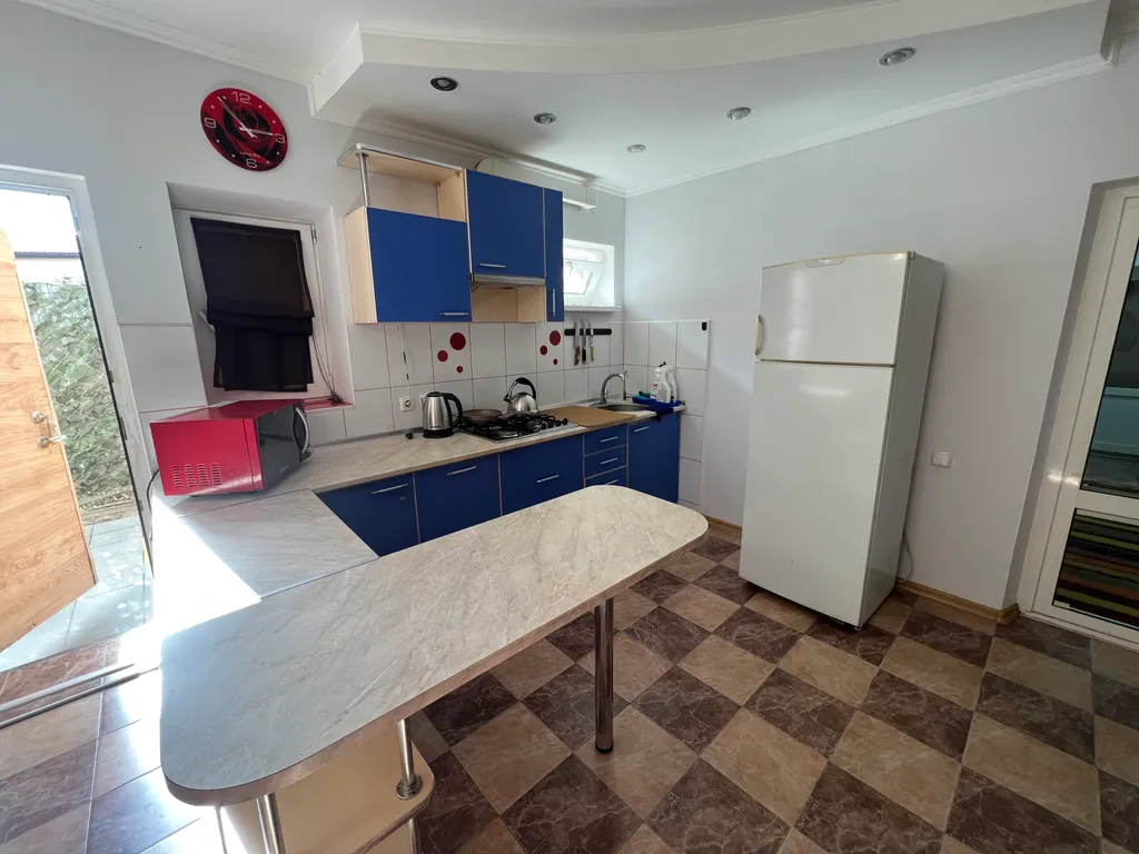 Эллинг у моря