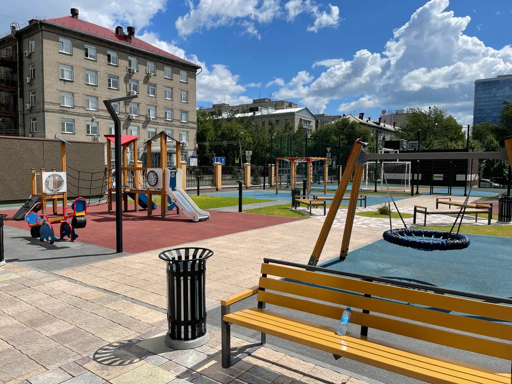 Новая квартира у ЖД вокзала в центре с теплой парковкой