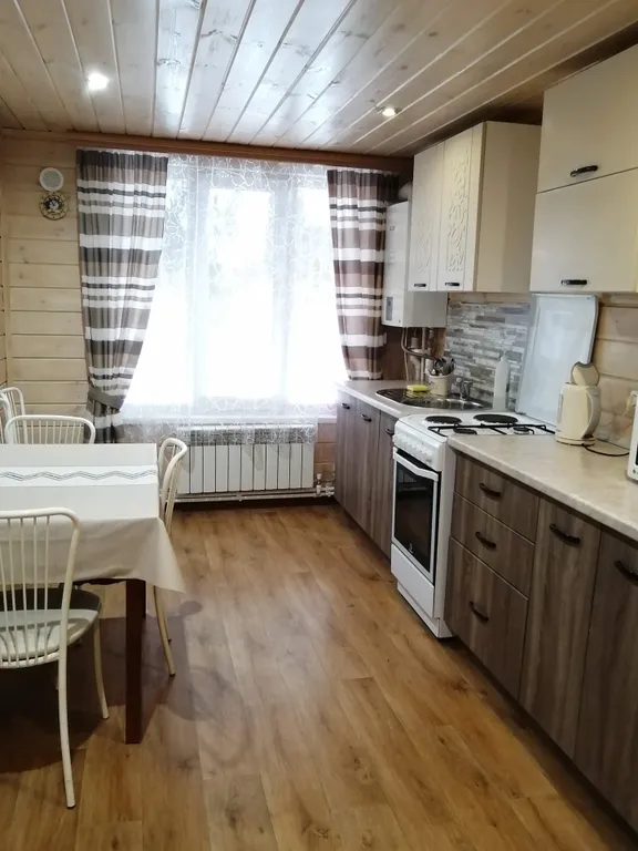 4-комнатный Дом